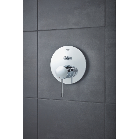 Змішувач прихованого монтажу на 2 споживача Grohe Essence New (24058001), изображение 4