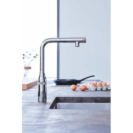 Змішувач для кухні з висувним виливом Grohe Essence SmartControl (31615000), изображение 5