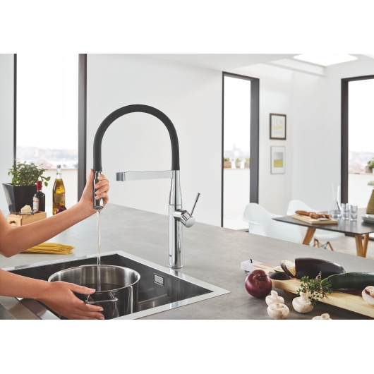 Змішувач для кухні з гнучким виливом Grohe Essence New (30294000), изображение 3